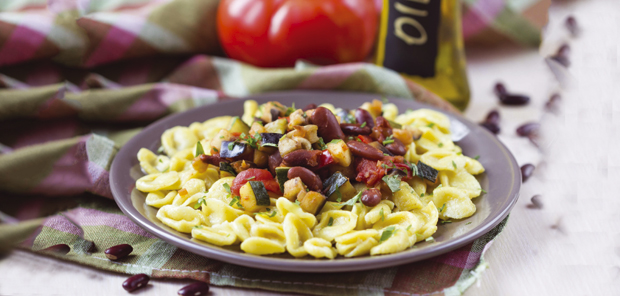 Идеални и обилни оброци за хладније дане: Пасуљ у различитим комбинацијама